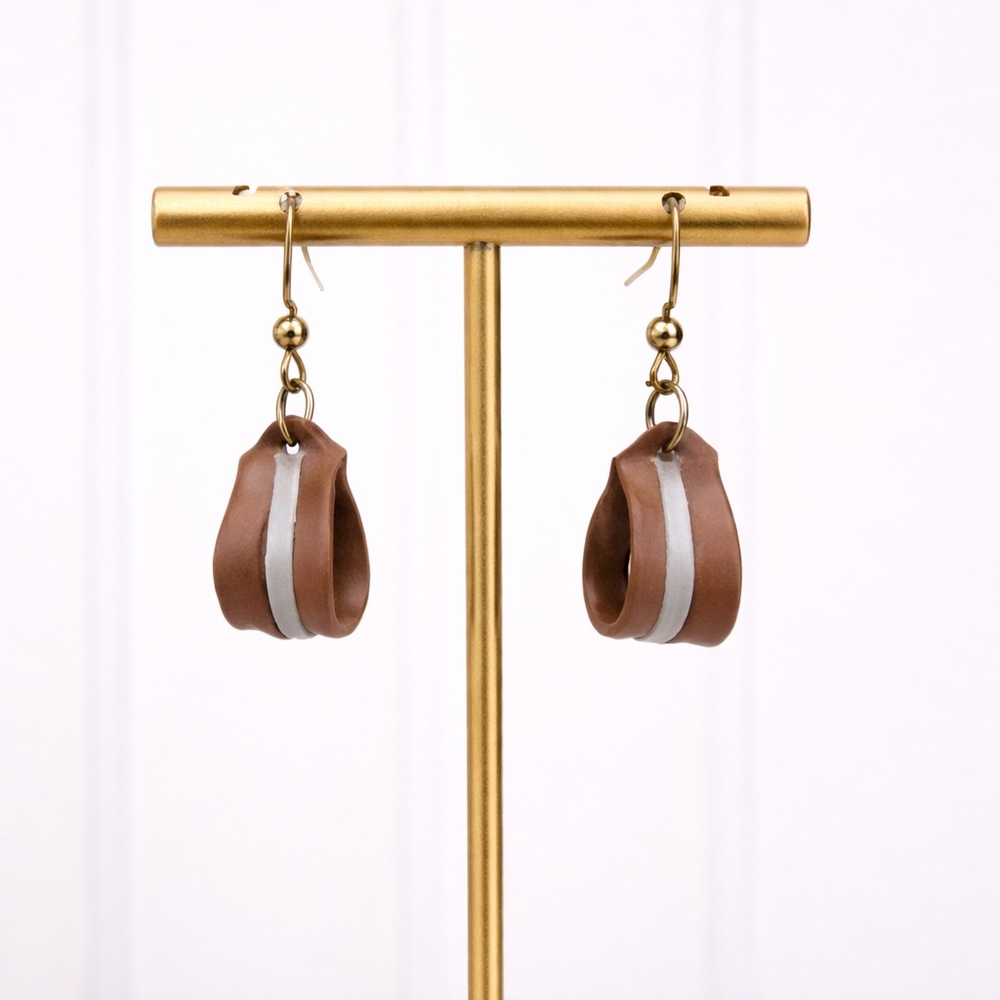 Set of Three Brown and White Earrings Trio - Picture 4 of 6